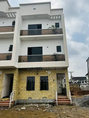 4bdrm Townhouse/Terrace in Jahi for sale