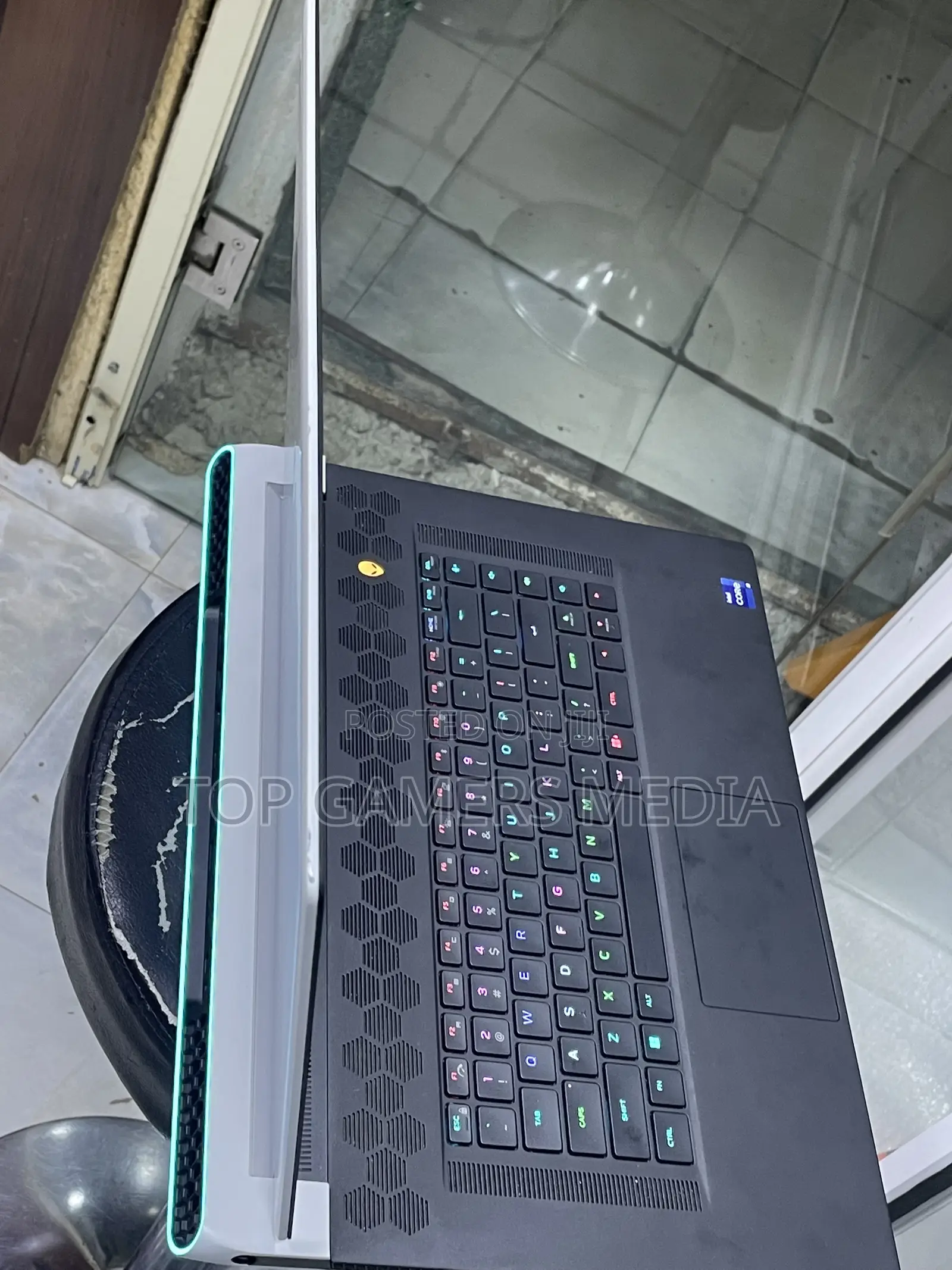 Laptop Alienware 17 16GB Intel Core i9 SSD 1T