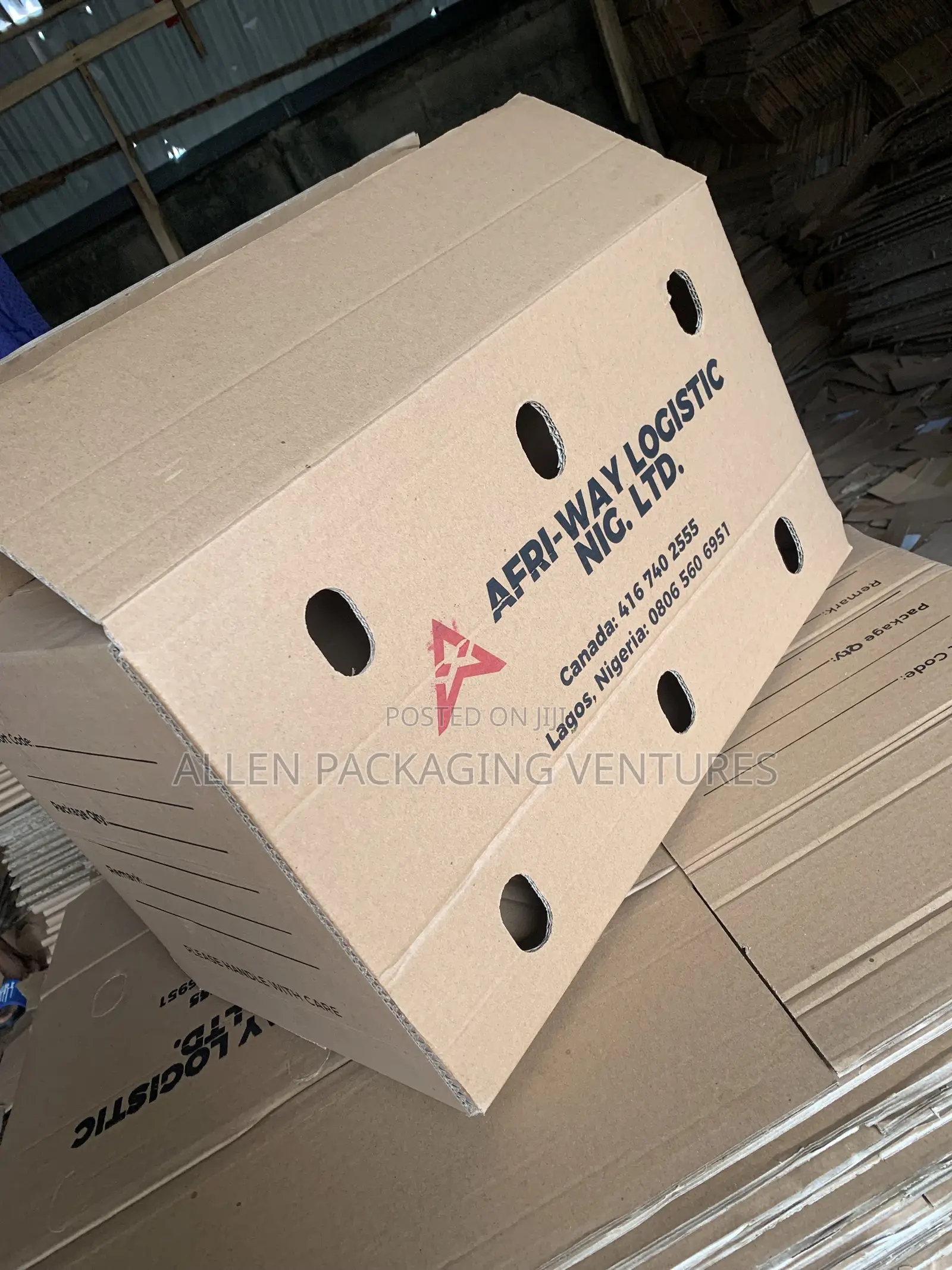 Moving Cargo Boxes