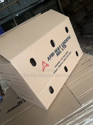 Moving Cargo Boxes
