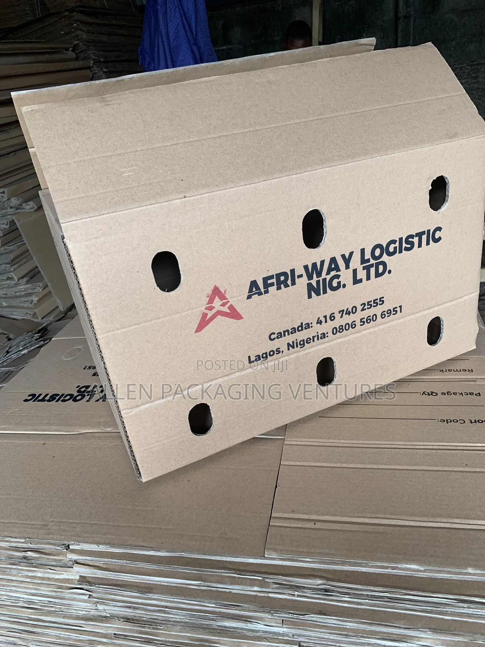 Moving Cargo Boxes