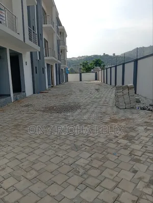 4bdrm Townhouse / Terrace in Katampe Main for rent