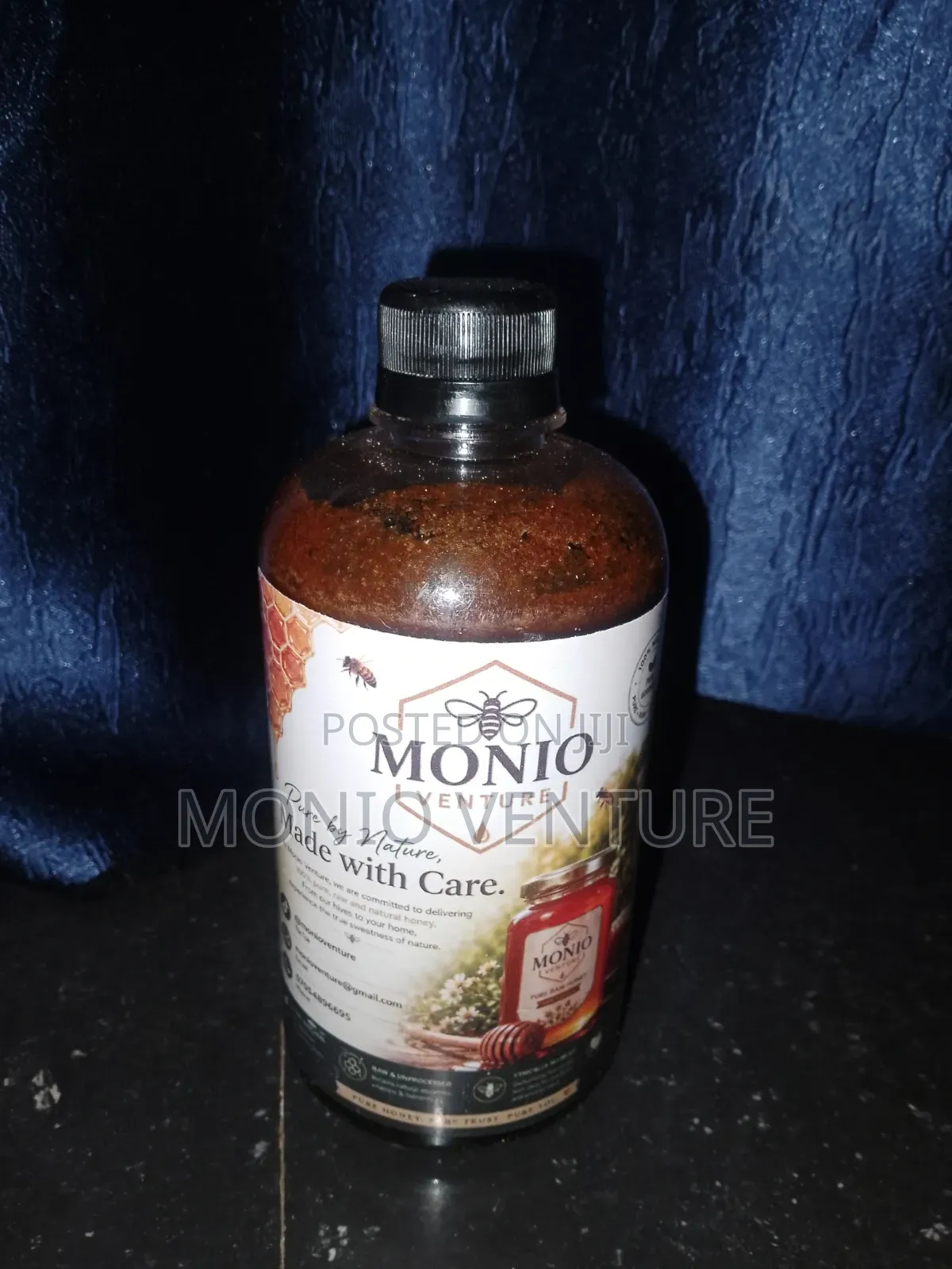 Honey. Monio Pure Honey