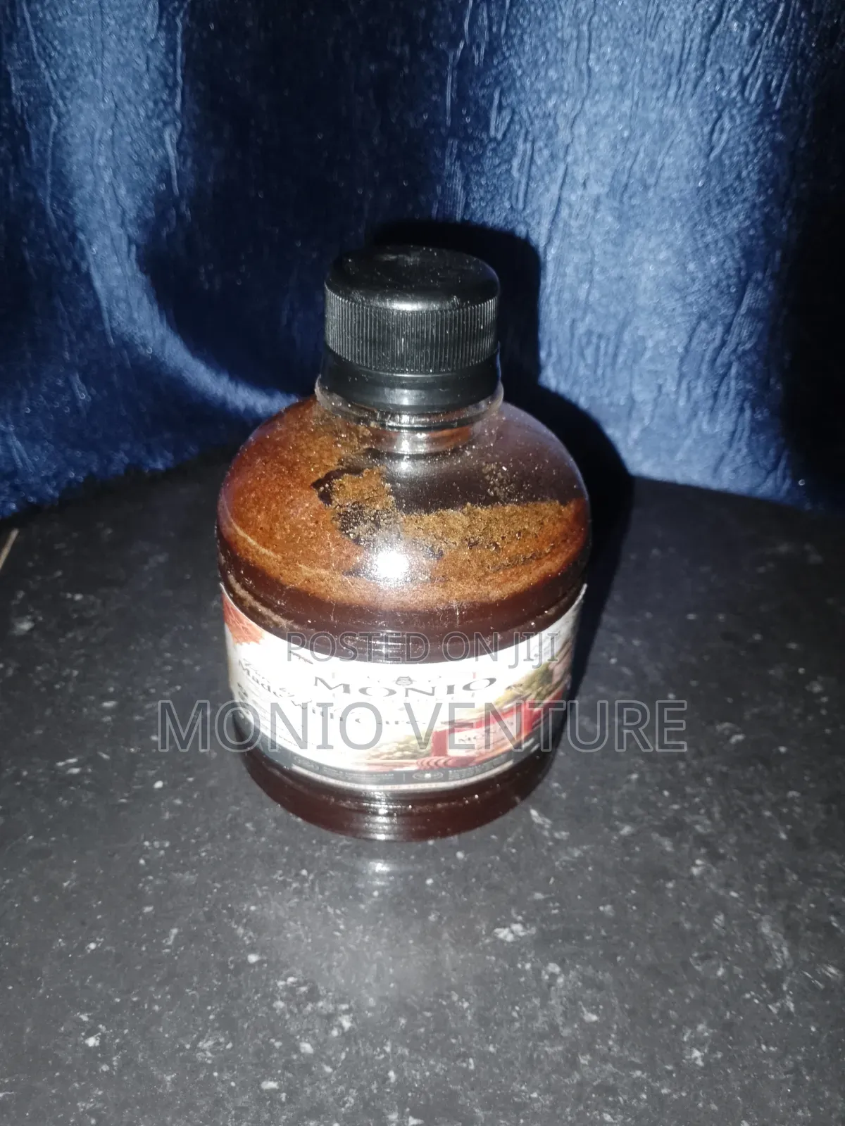 Honey. Monio Pure Honey