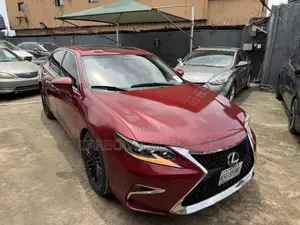 Lexus ES 350 FWD 2014