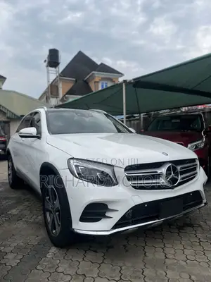 Mercedes-Benz GLC-Class 2019 White