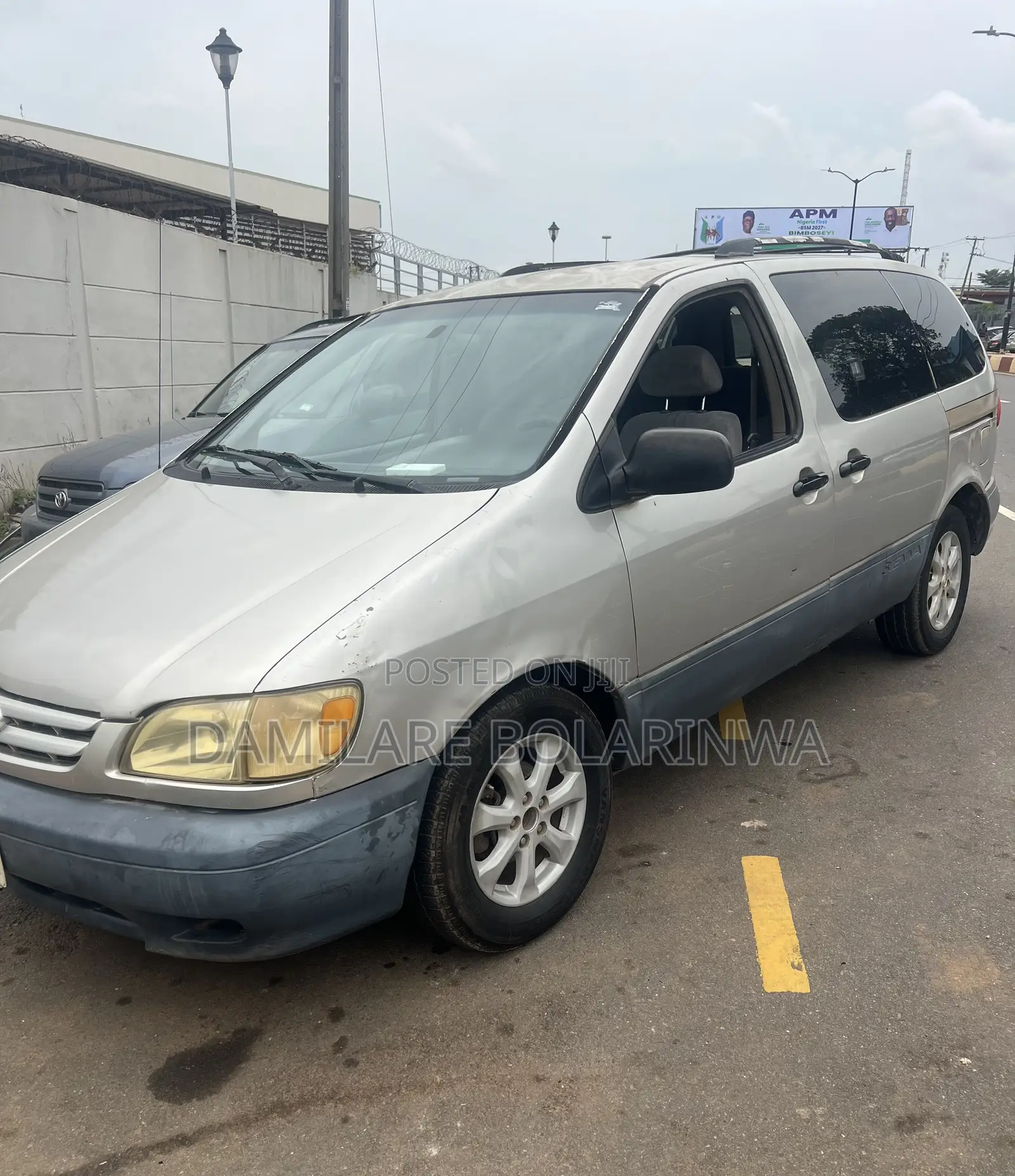 Toyota Sienna LE 2001 Gray