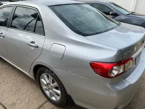 Toyota Corolla 2013 Gray