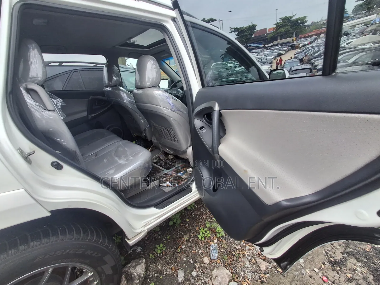 Toyota RAV4 2012 White