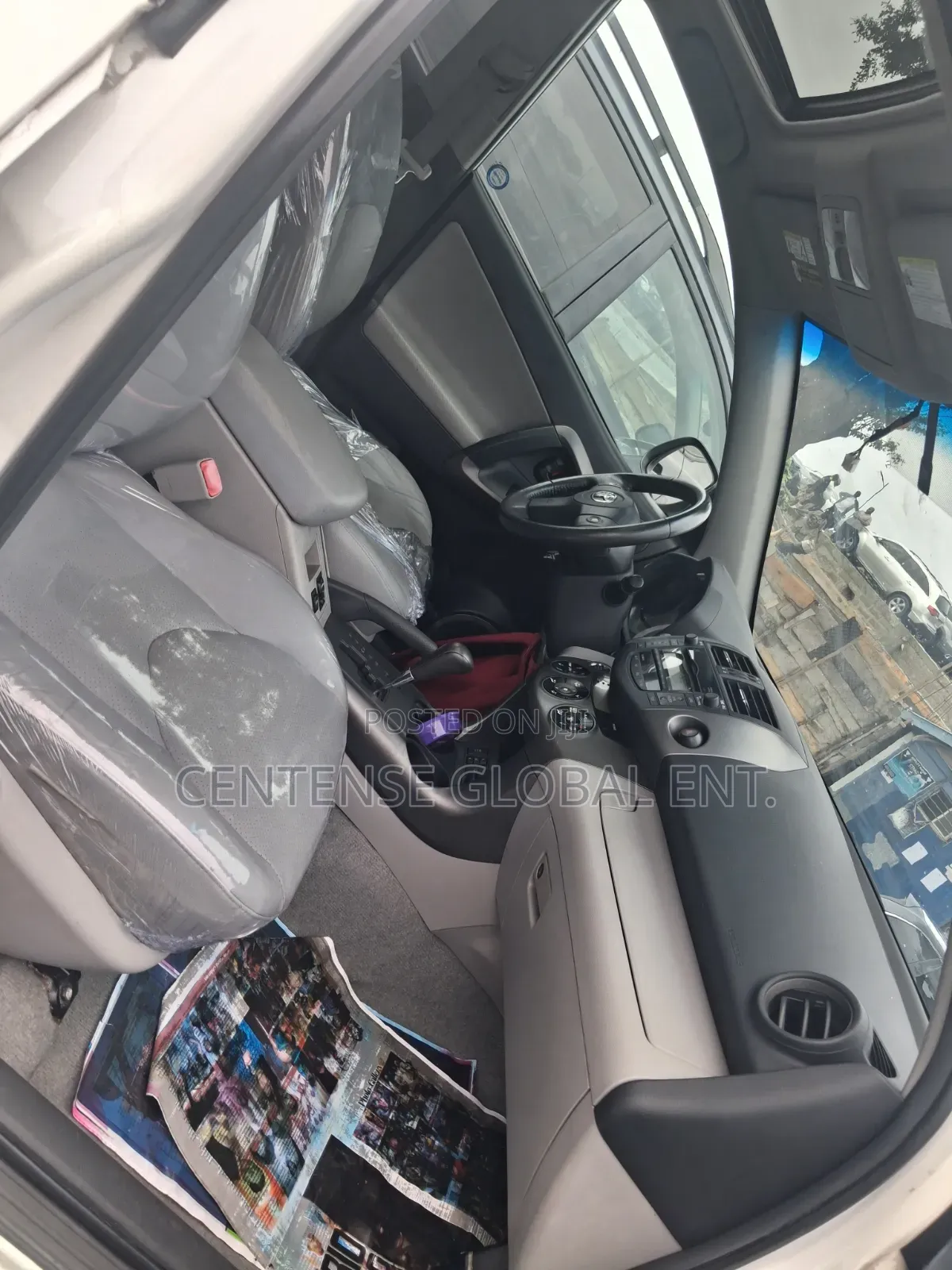 Toyota RAV4 2012 White
