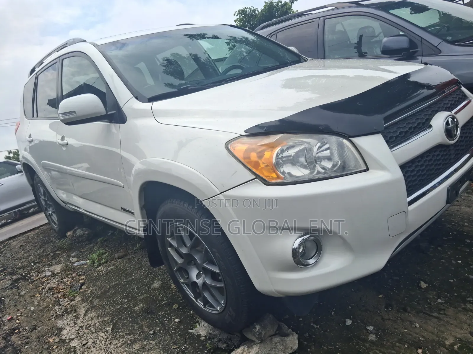 Toyota RAV4 2012 White