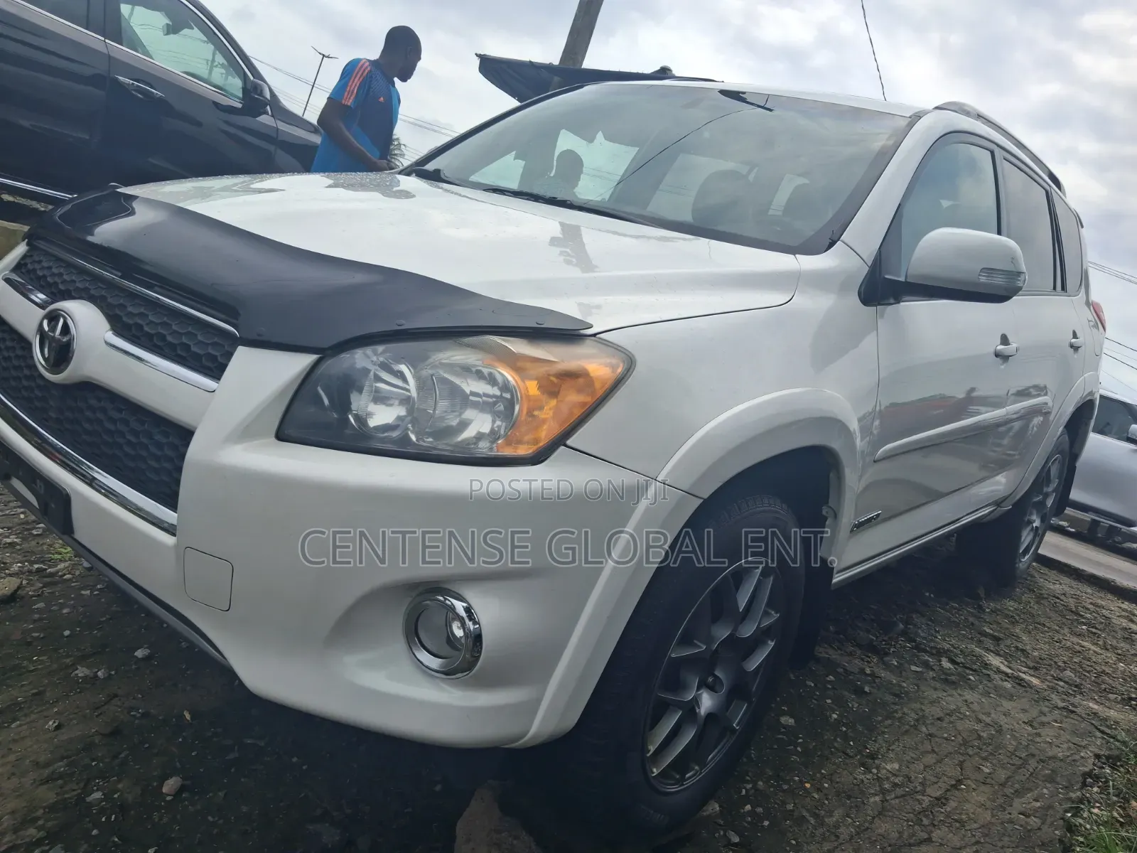Toyota RAV4 2012 White