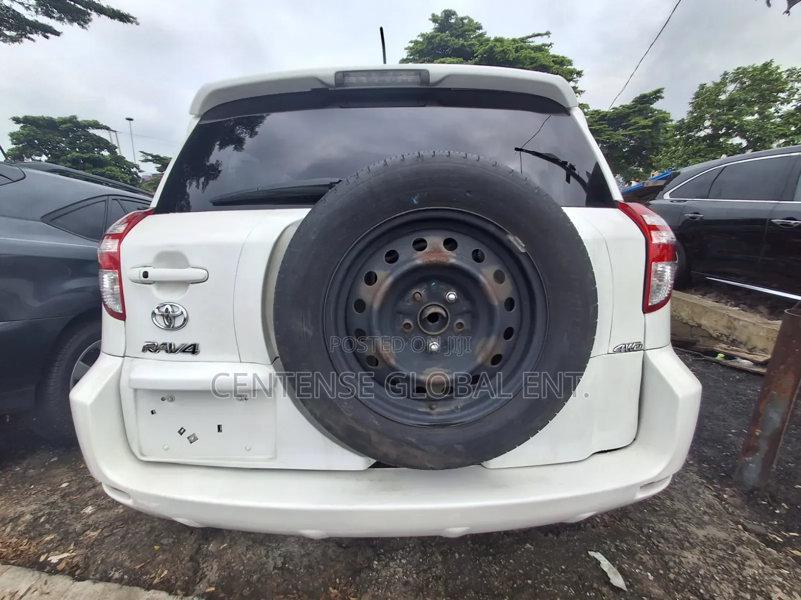 Toyota RAV4 2012 White