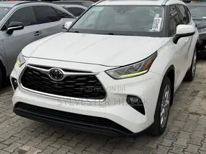 Toyota Highlander Limited 2022 White