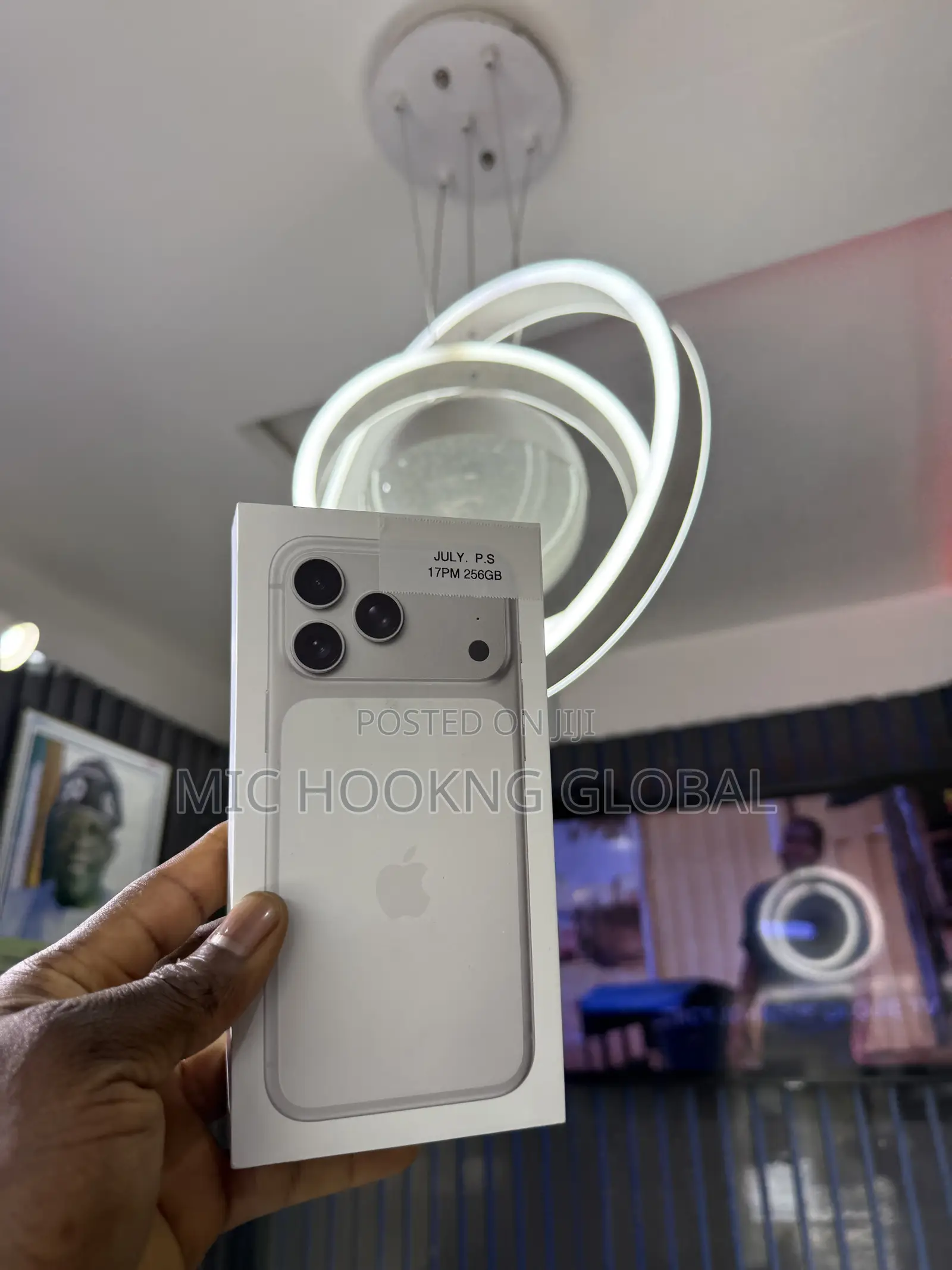 New Apple iPhone 17 Pro Max 256 GB Silver