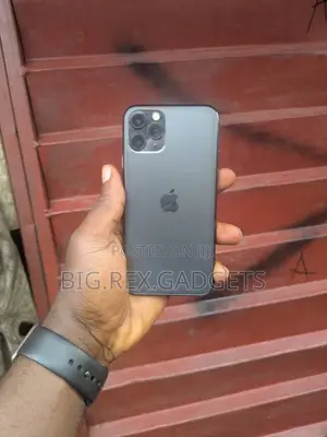 Apple iPhone 11 Pro 64 GB Gray