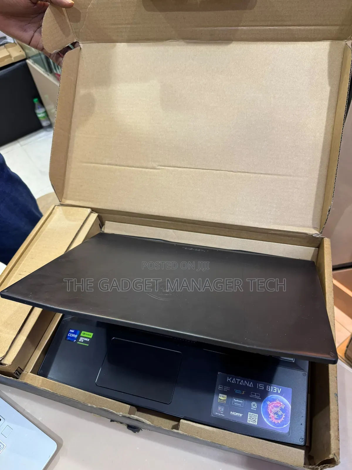 Laptop MSI Katana 15 16GB Intel Core i7 SSD 1T