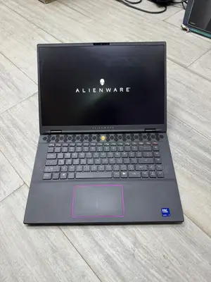 Laptop Dell 32GB Intel Core Ultra 7 SSD 1T