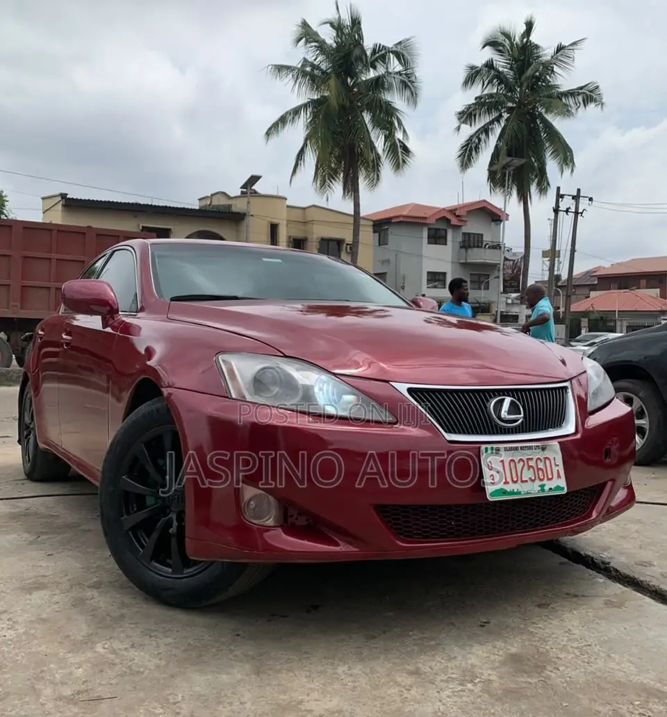 Lexus IS 2008 Red