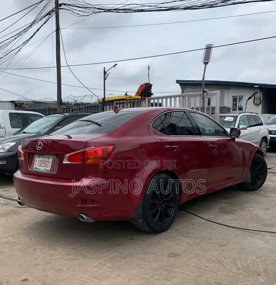 Lexus IS 2008 Red