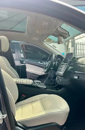 Mercedes-Benz GLE-Class AMG GLE 43 4MATIC 2018 Gray
