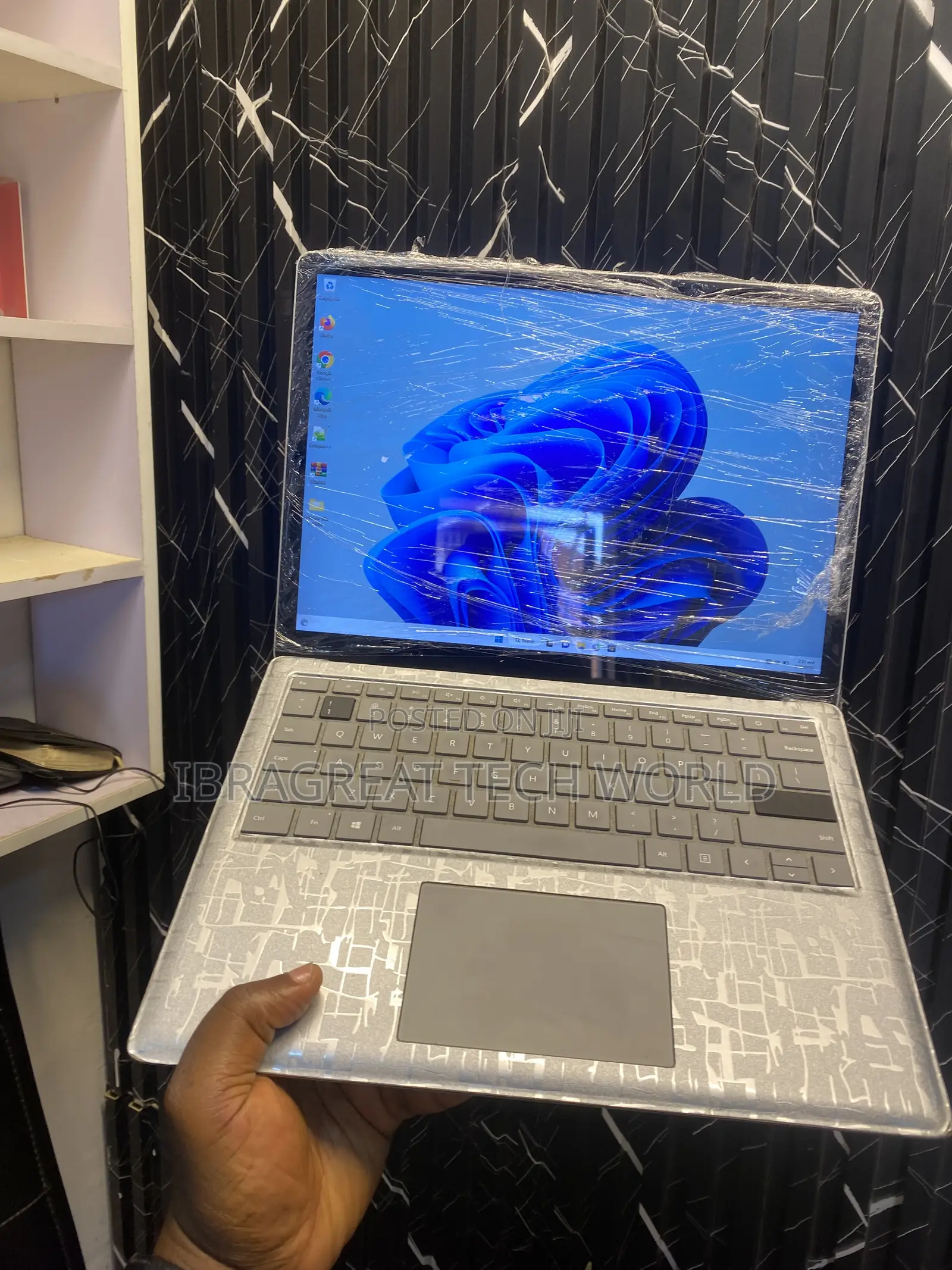 Laptop Microsoft Surface Laptop 8GB Intel Core i5 SSD 256GB