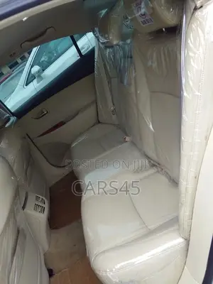 Lexus ES 2012 White