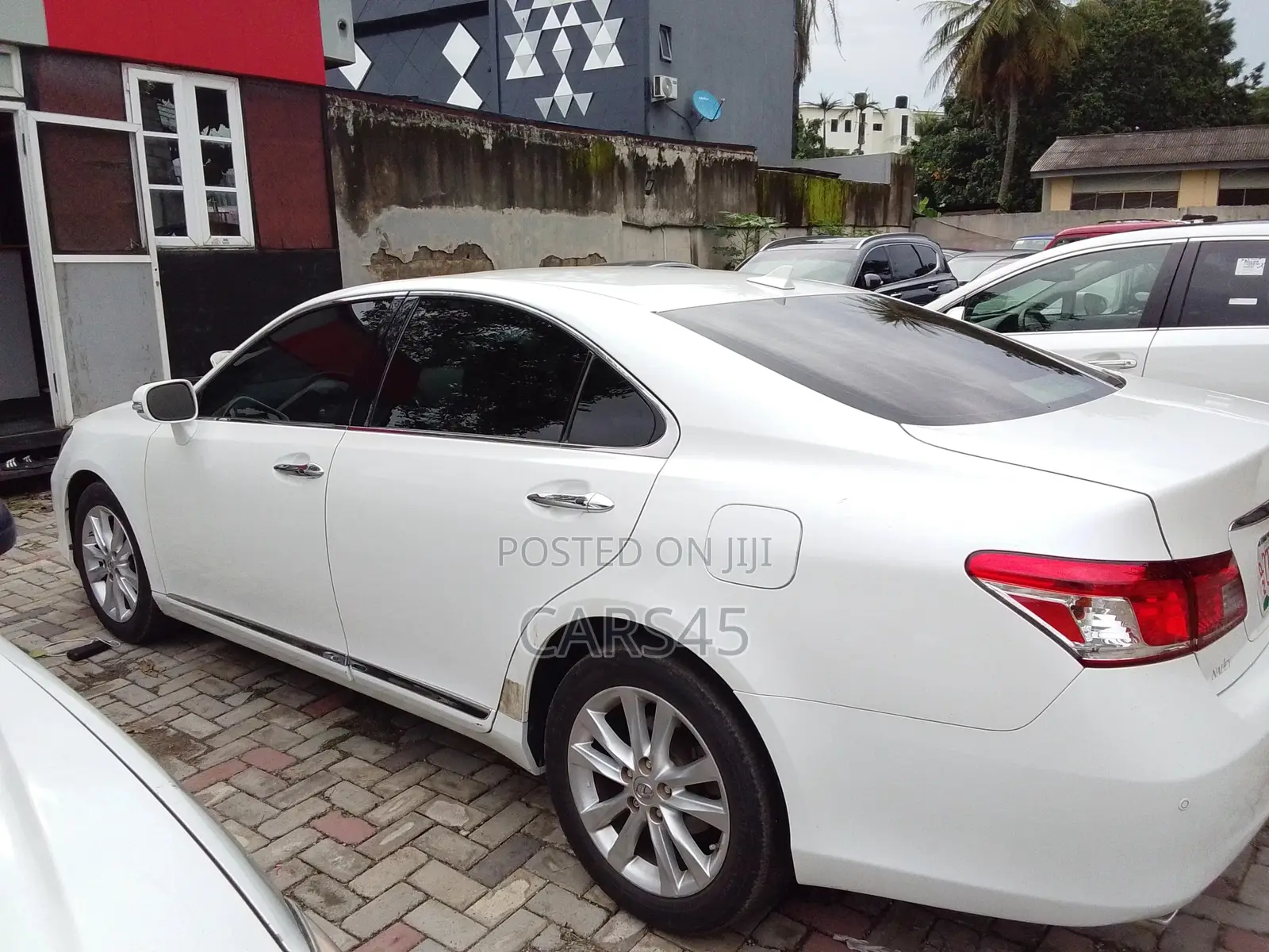 Lexus ES 2012 White