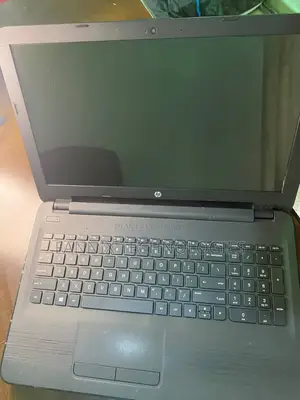 Laptop HP 15 4GB Intel Celeron SSD 256GB