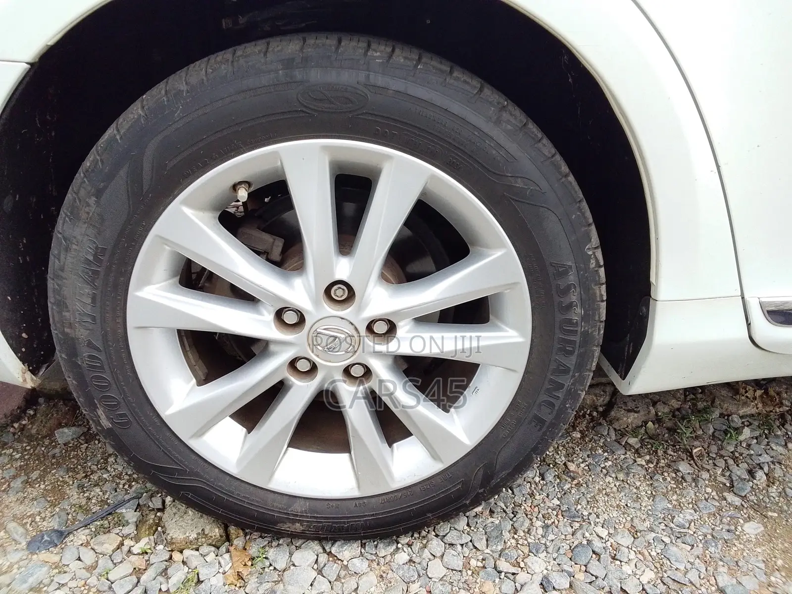 Lexus ES 2012 White