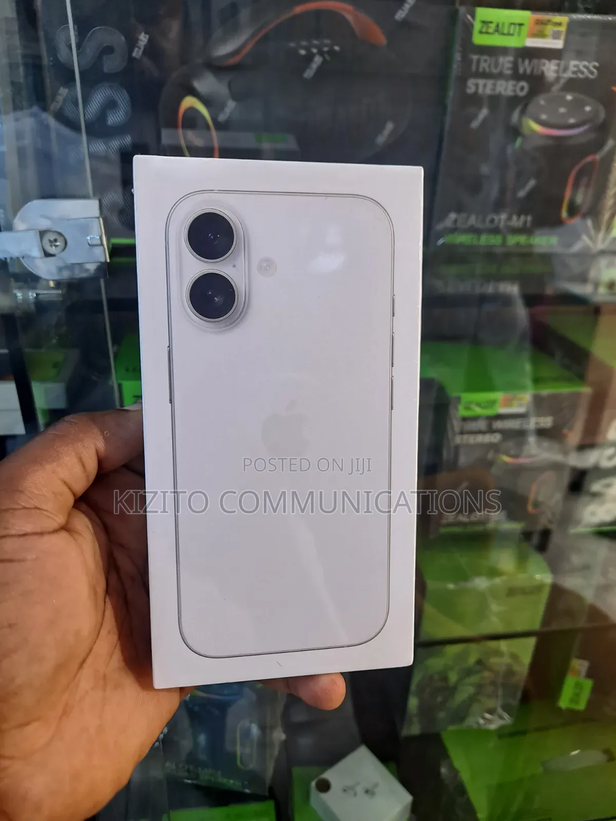 New Apple iPhone 17 256 GB White