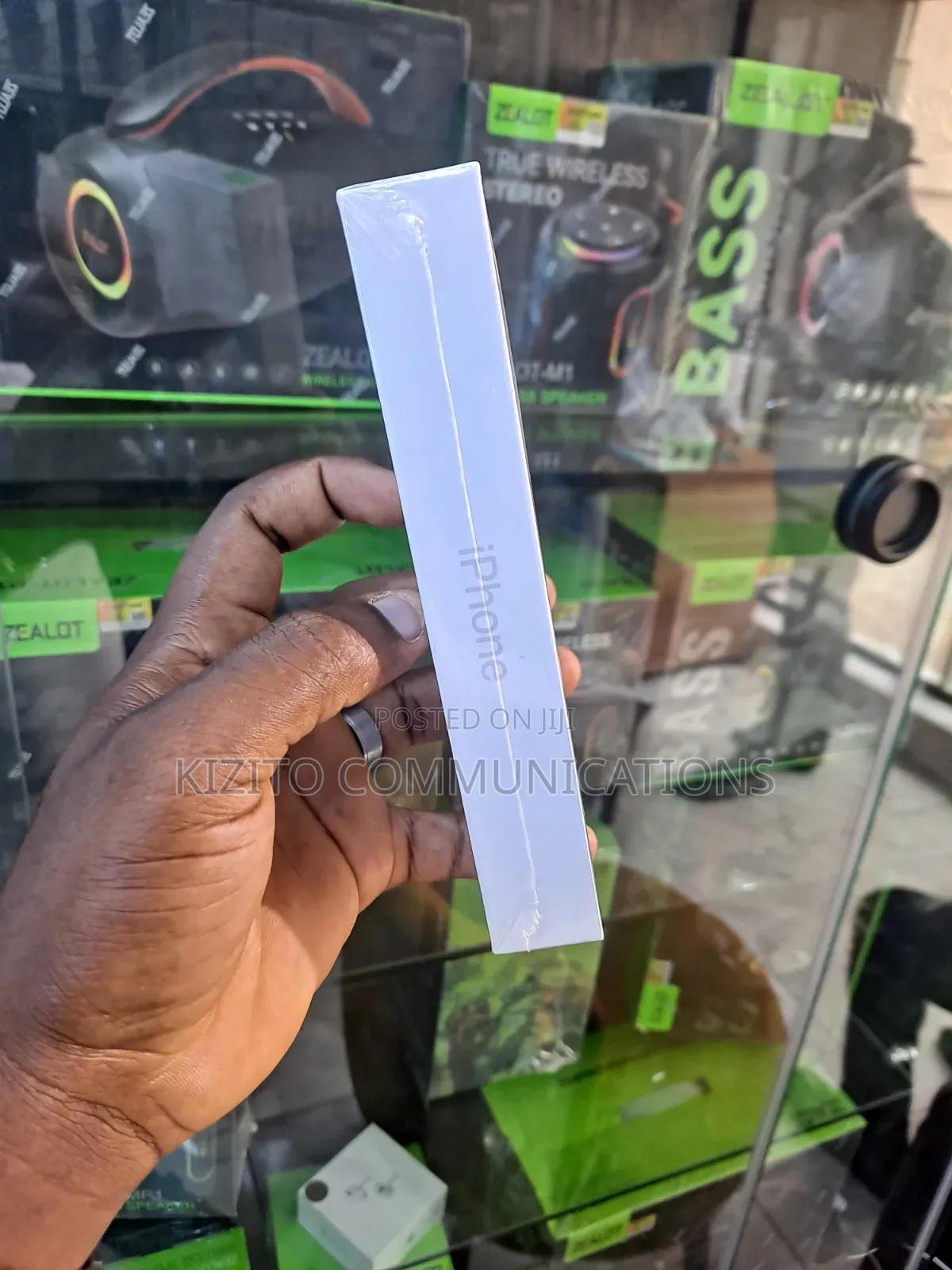 New Apple iPhone 17 256 GB White