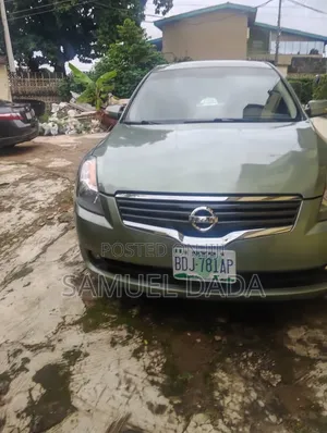 Nissan Altima 2008 Green