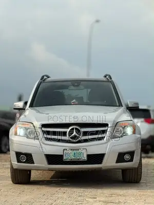 Mercedes-Benz GLK-Class 350 2012 Silver