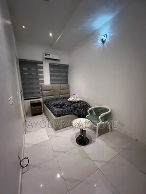 Furnished Mini Flat in Dpk Estate, Chevron for rent