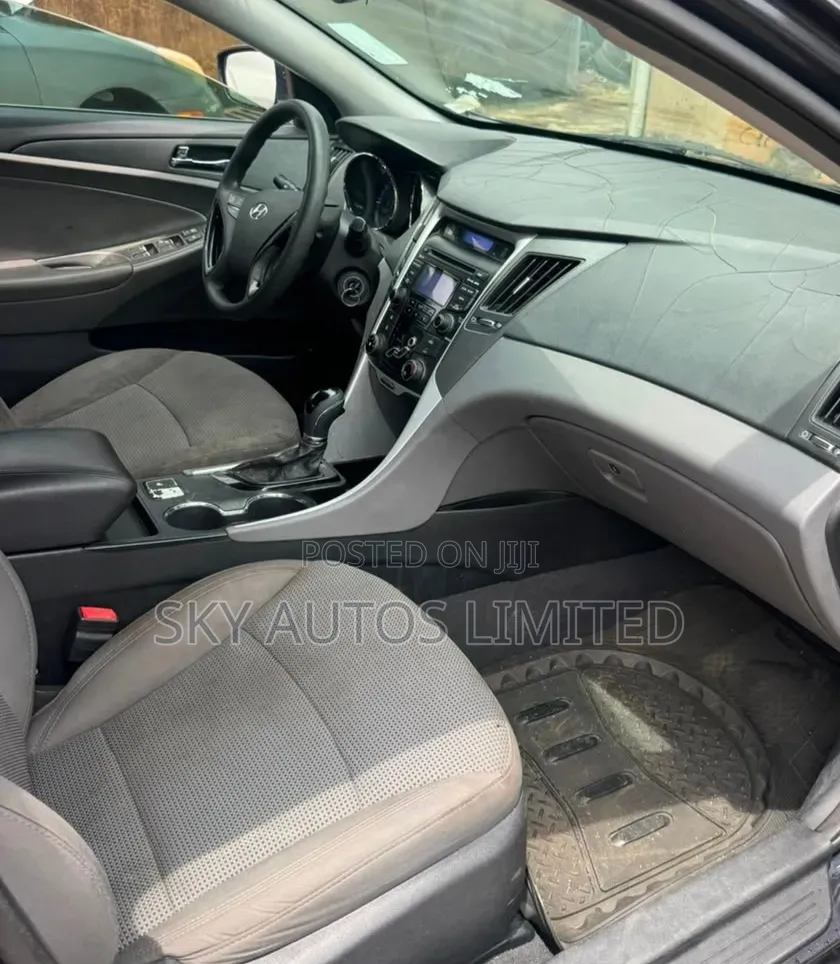 Hyundai Sonata 2012 Gray