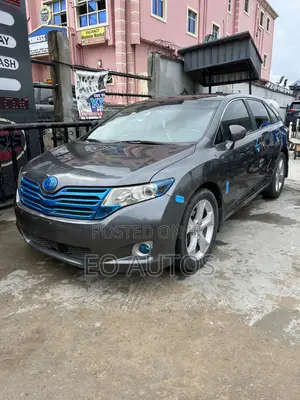Toyota Venza XLE 2010 Gray