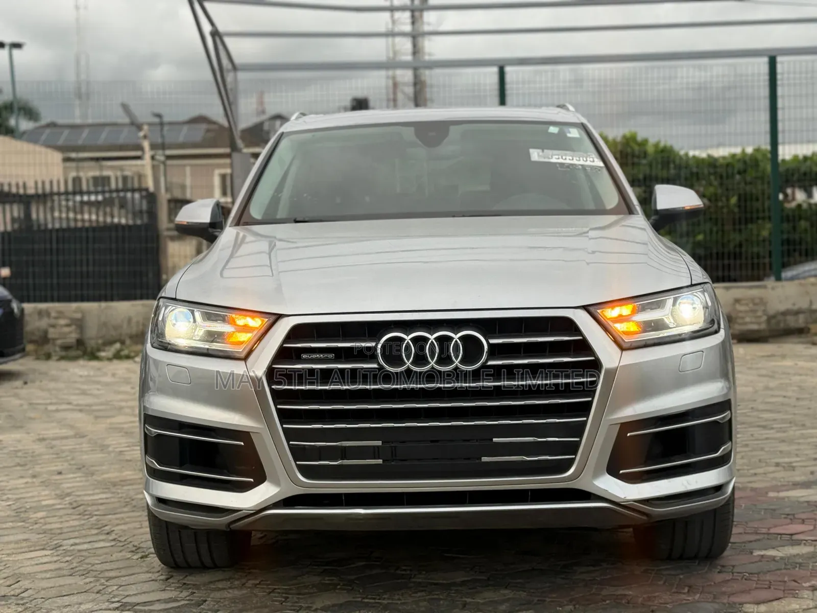 Audi Q7 2018 Silver