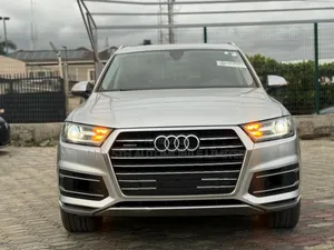Audi Q7 2018 Silver