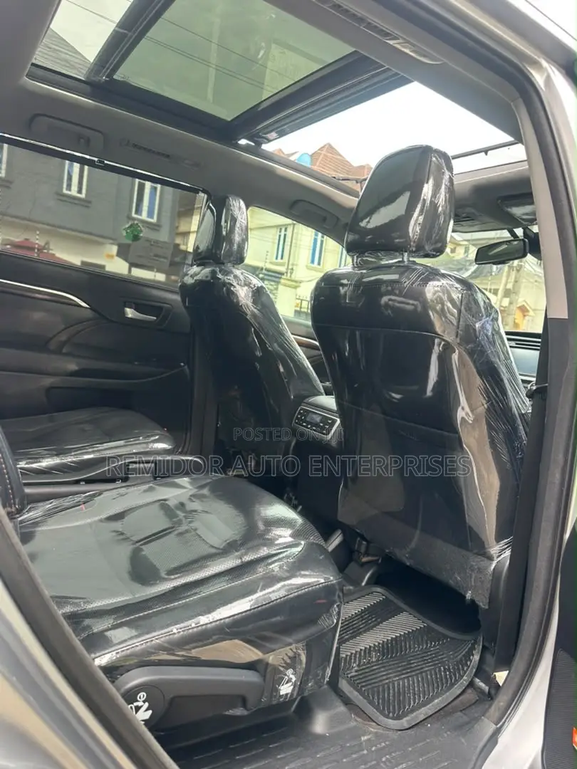 Toyota Highlander 2015 Silver
