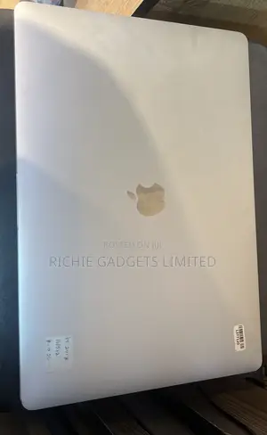 Laptop Apple MacBook Pro 2019 16GB Intel Core i9 SSD 512GB