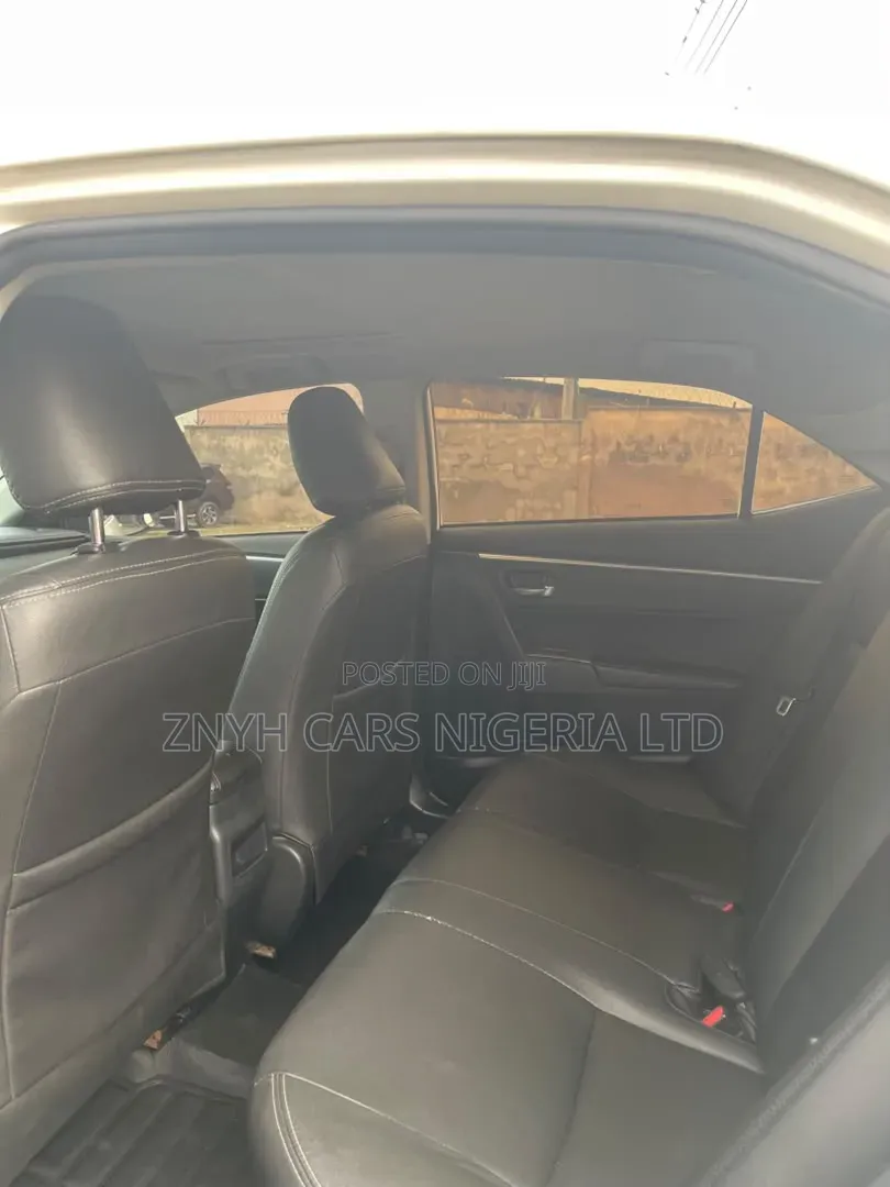 Toyota Corolla 2017 Black