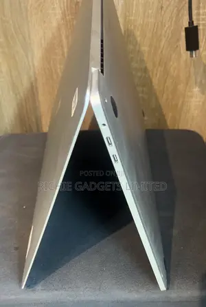Laptop Apple MacBook Pro 2019 16GB Intel Core i9 SSD 512GB
