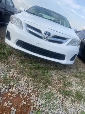 Toyota Corolla L 4dr Sedan (1.8L 4cyl 5M) 2012 White
