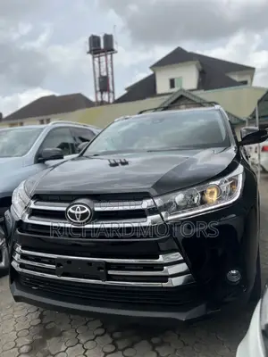 Toyota Highlander XLE 2019 Black