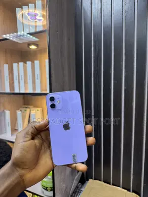 Apple iPhone 12 64 GB