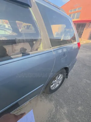 Toyota Sienna 2005