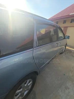 Toyota Sienna 2005