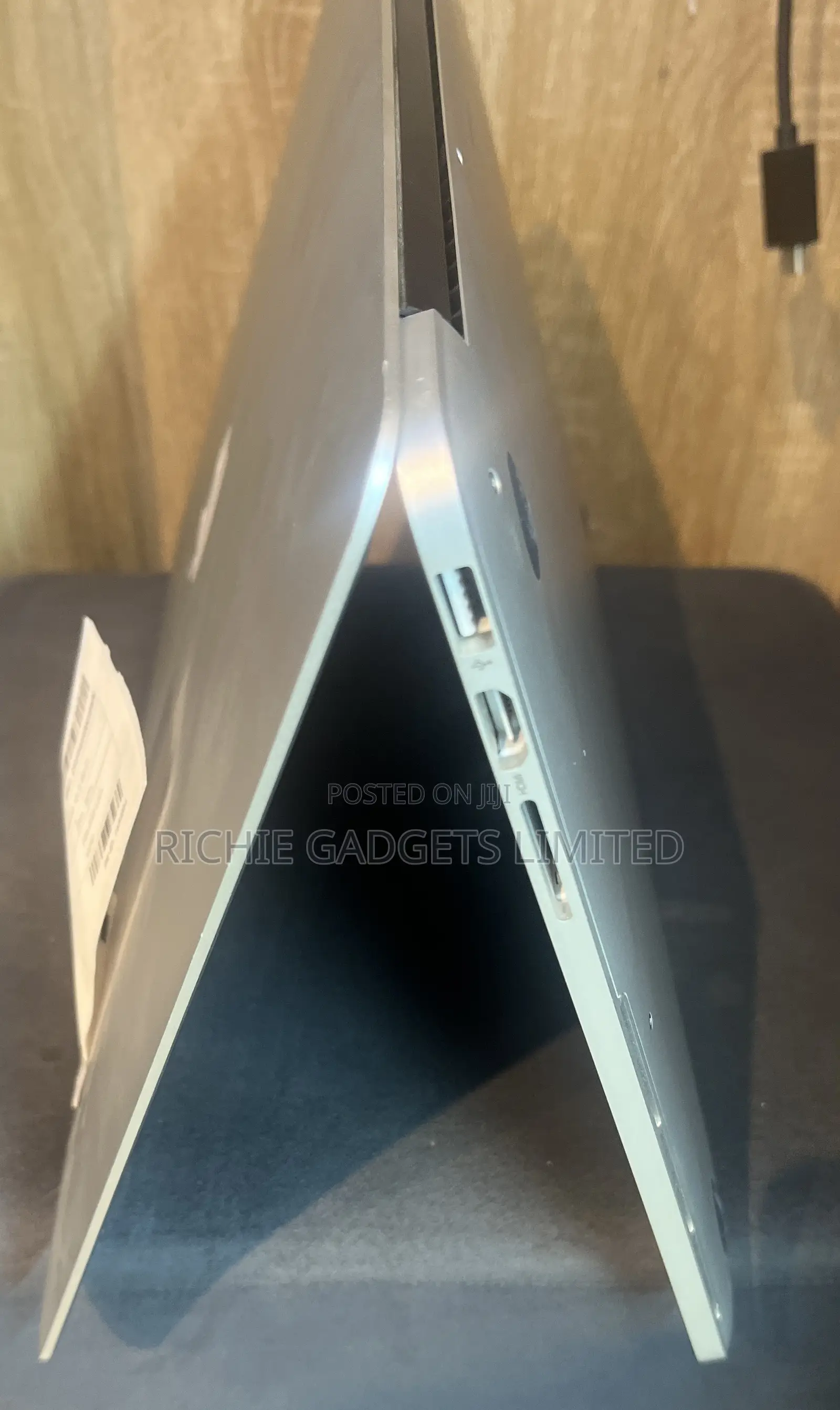 Laptop Apple MacBook Pro 2015 8GB Intel Core i7 SSD 256GB