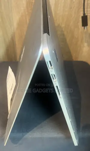 Laptop Apple MacBook Pro 2015 8GB Intel Core i7 SSD 256GB